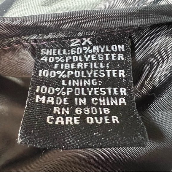 RELATIVITY Quilted Iridescent Purple Puffer Vest Front Zip Women's Size 2X - Picture 15 of 16